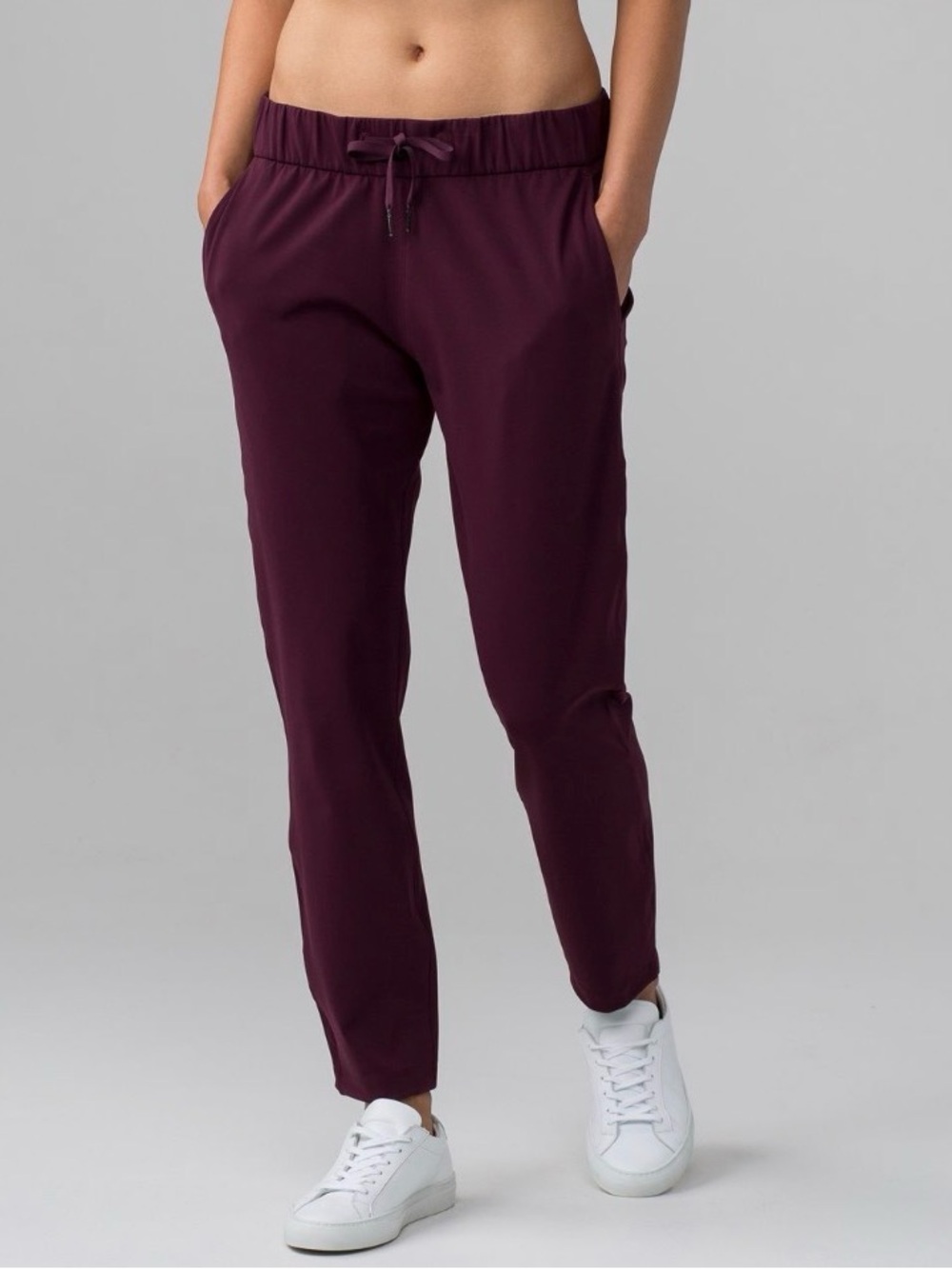 Lululemon Women's On The Fly Drawstring Pants 28”- Dark Adobe color- size 6